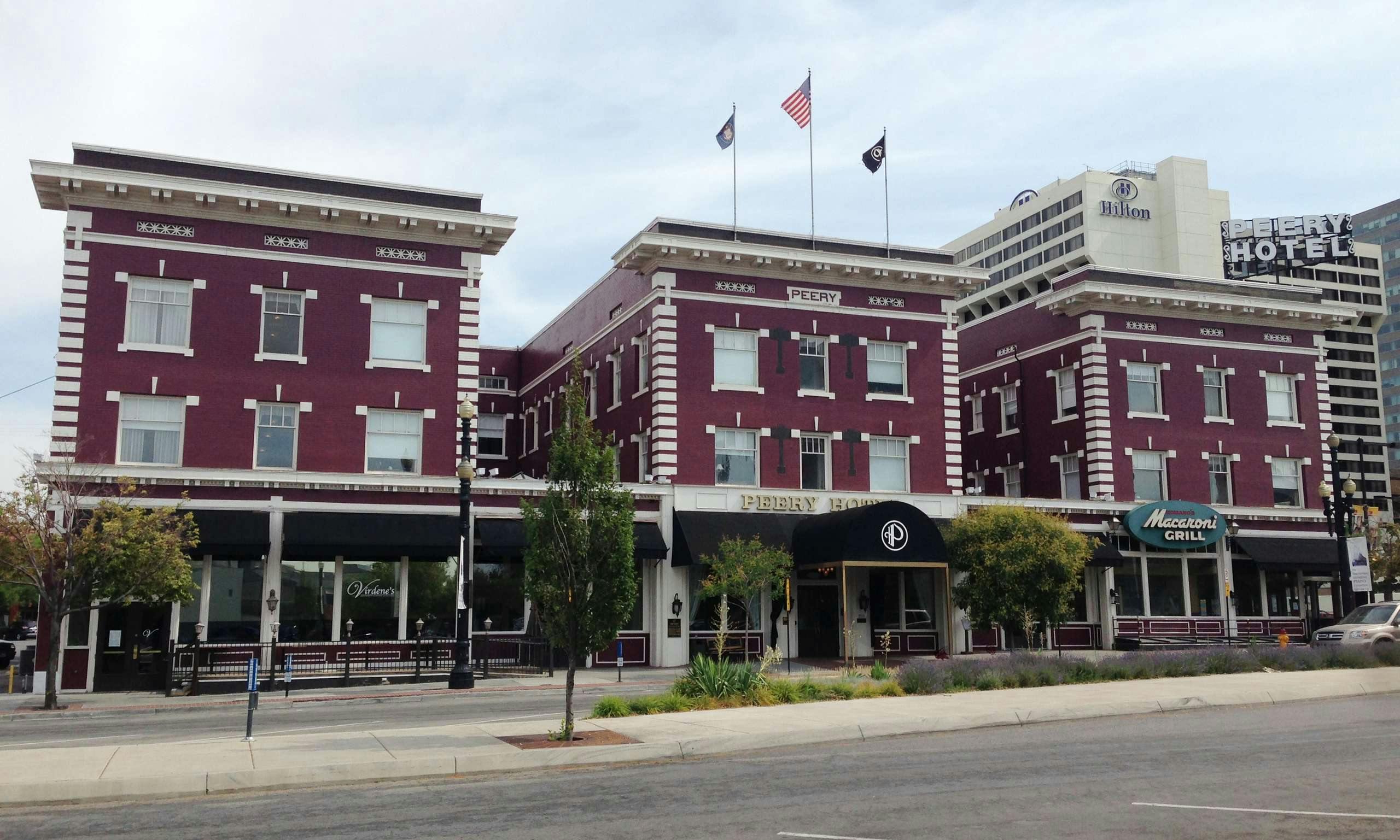 Hotel Peery Hotel a Tapestry Collection by Hilton photo 1