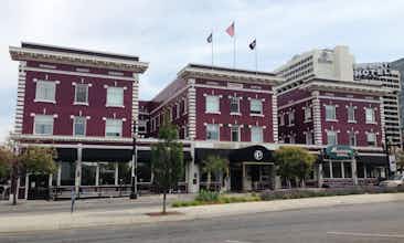 Hotel Peery Hotel a Tapestry Collection by Hilton photo 1