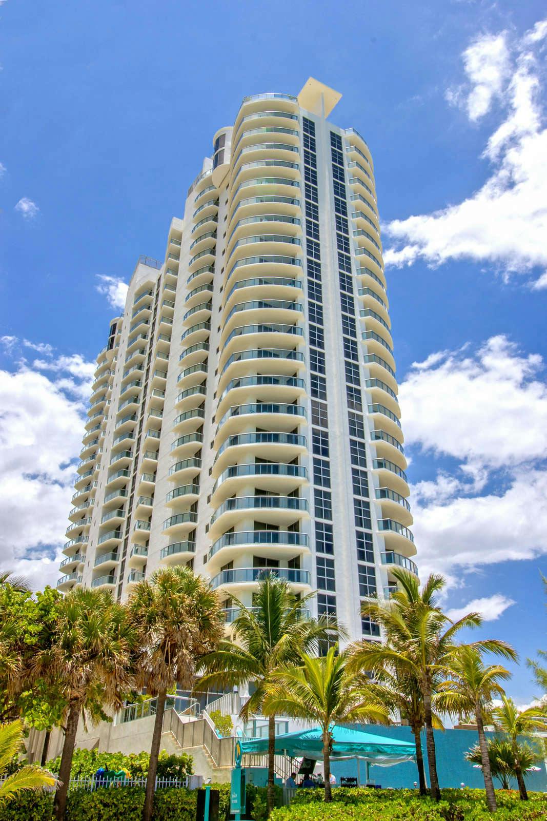 Hotel Marenas Beach Resort photo 1