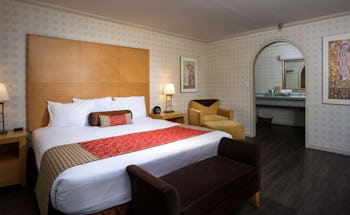 Menlo Park Inn