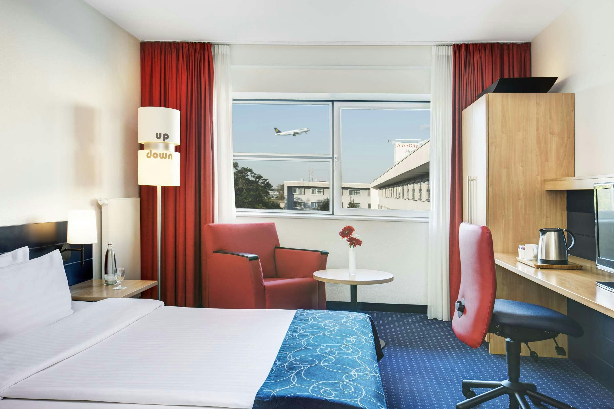 Hotel InterCityHotel Frankfurt Airport photo 1