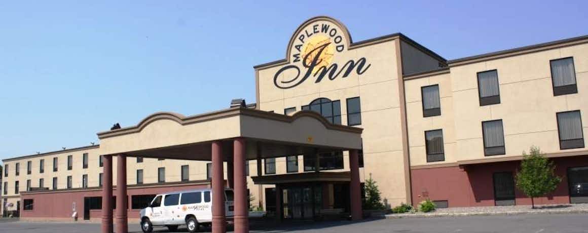 Holiday Inn & Suites Syracuse Airport - Liverpool, an IHG Hotel