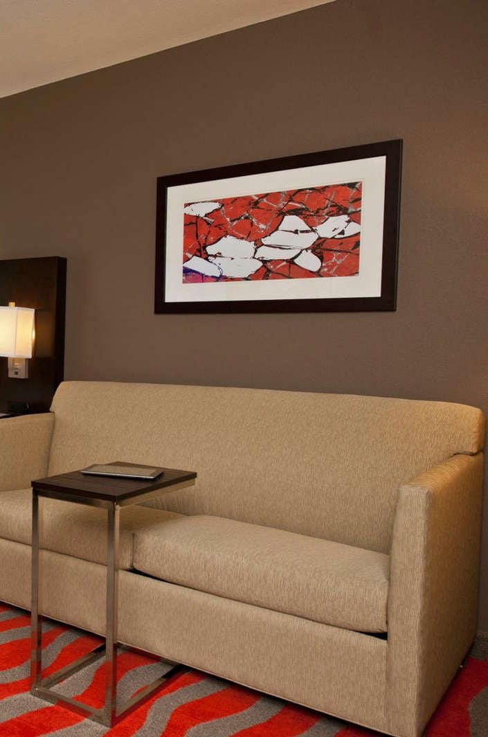 Hotel Holiday Inn Express & Suites Columbus - Easton Area photo 2