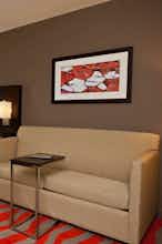 Hotel Holiday Inn Express & Suites Columbus - Easton Area photo 2