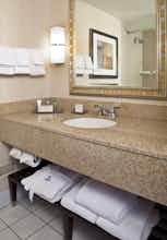 Hotel Hilton Concord photo 3