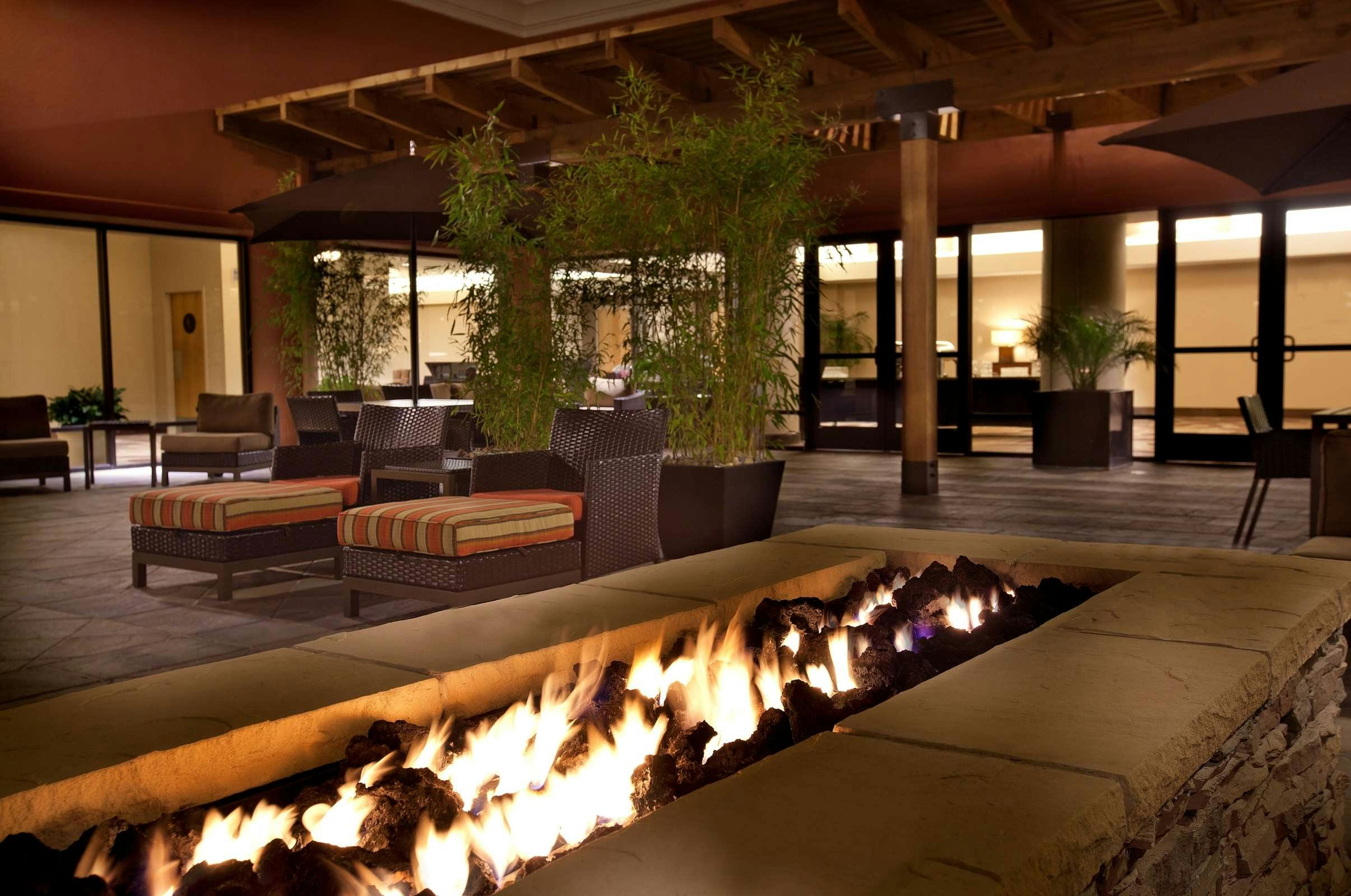 Hotel Hilton Concord photo 5