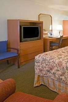 Hotel Fort Hays Inn photo 3