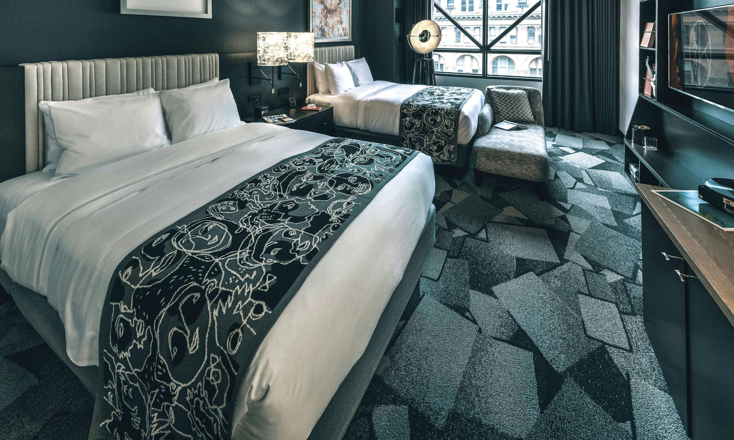 Saint Kate - The Arts Hotel