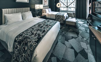 Saint Kate - The Arts Hotel