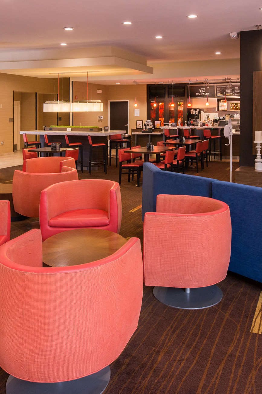 Hotel Holiday Inn Oxnard North photo 2