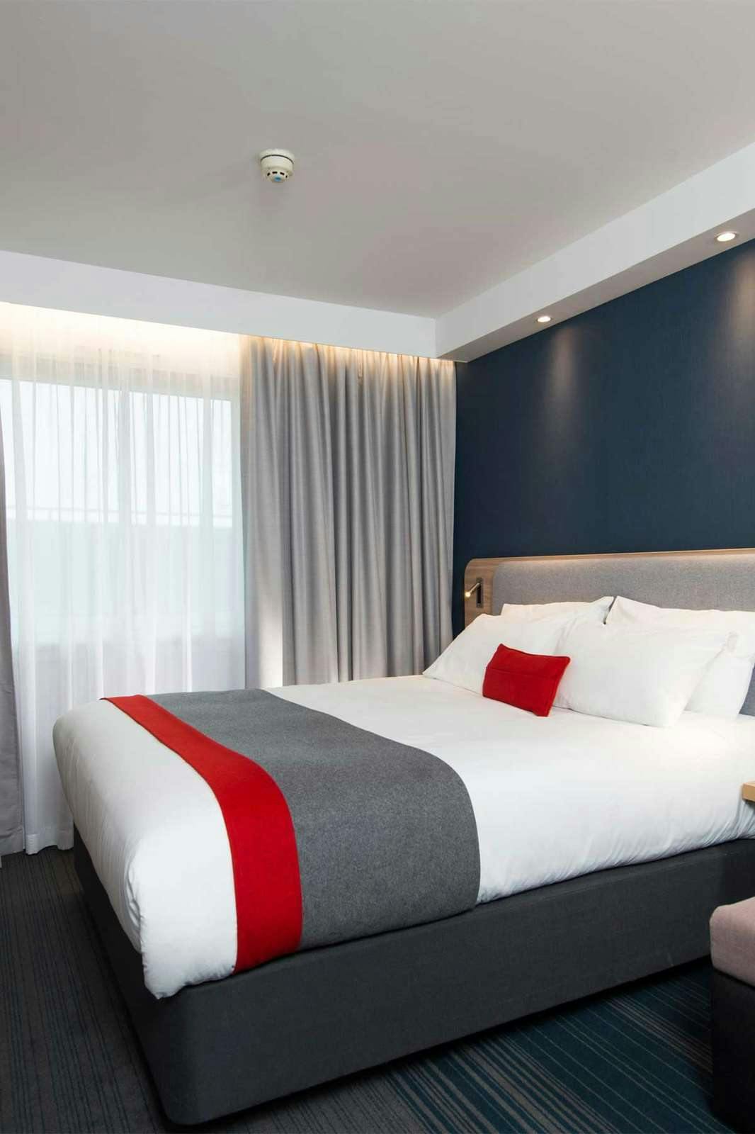 Hotel Holiday Inn Express Exeter City Centre photo 1