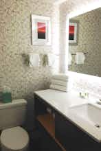 Hotel Holiday Inn & Suites Pittsfield Berkshires photo 4