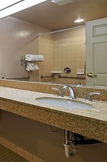 Hotel Best Western Plus Grant Creek Inn photo 4