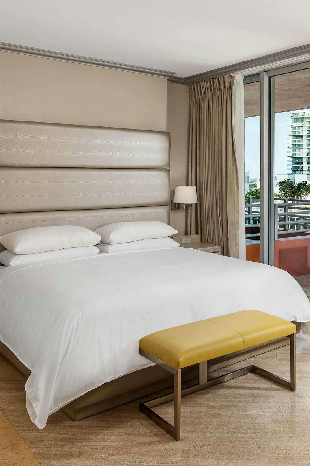 Hotel Hilton Bentley South Beach photo 1