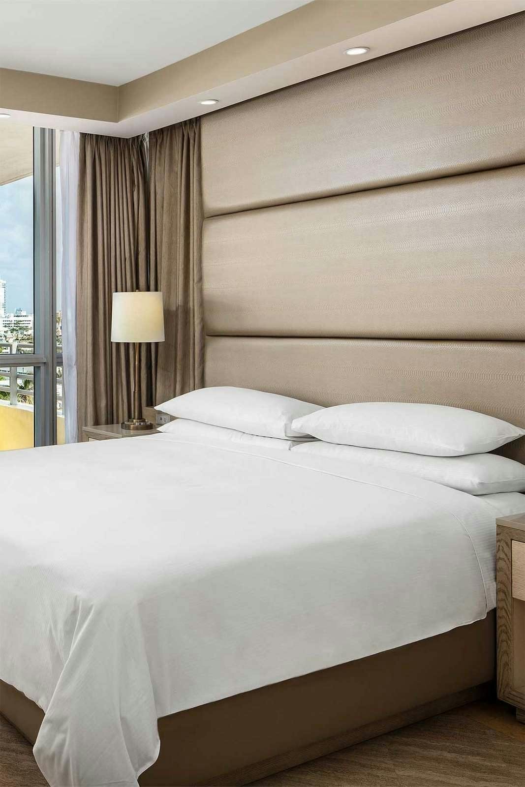 Hotel Hilton Bentley South Beach photo 3