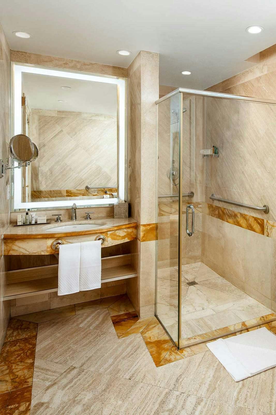 Hotel Hilton Bentley South Beach photo 5