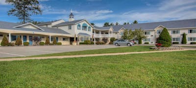 Driftaway Hotel and Pool