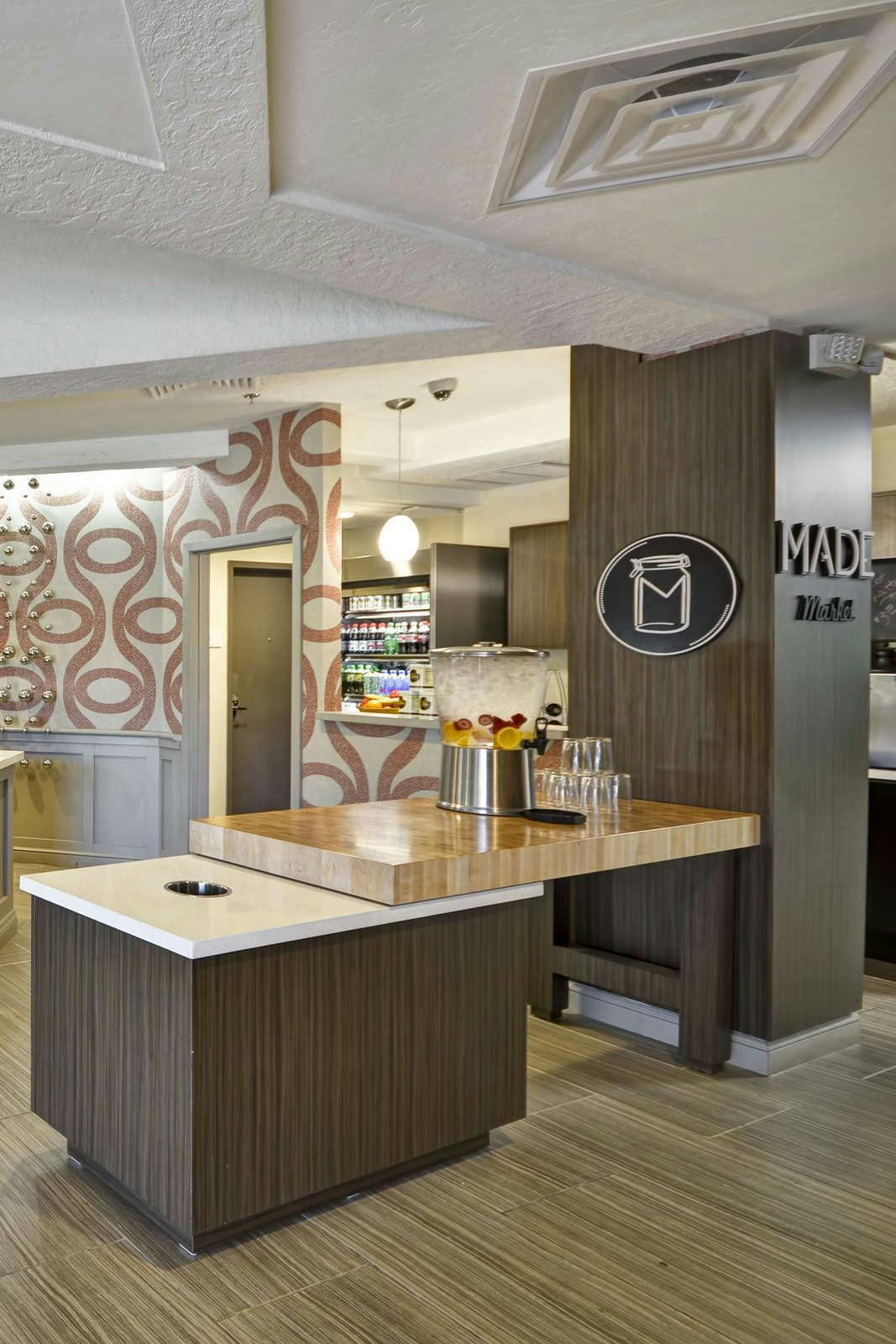 Hotel DoubleTree by Hilton Phoenix North photo 4