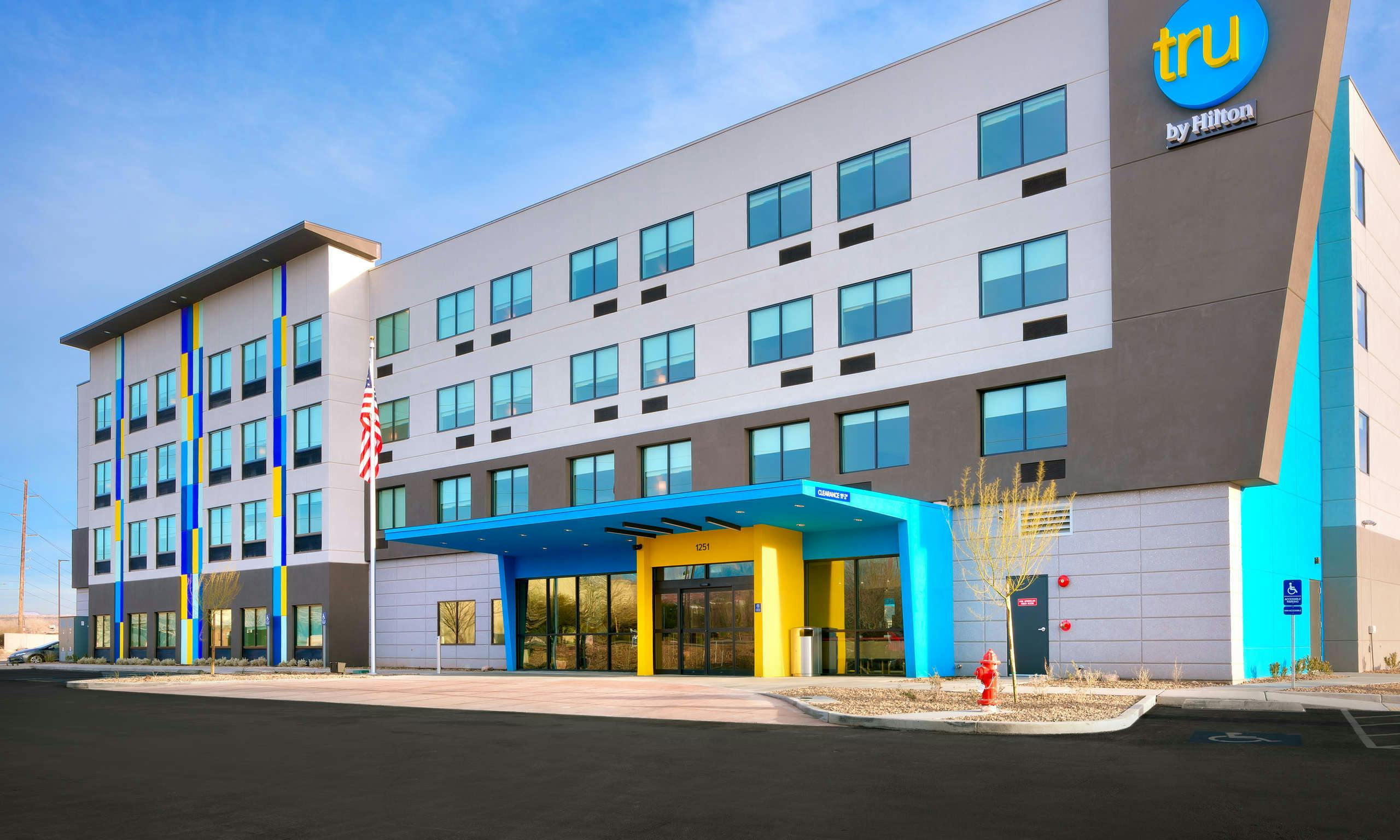 Tru by Hilton St. George