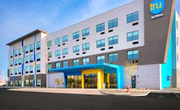 Tru by Hilton St. George