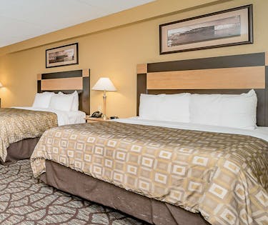 Wyndham Garden Niagara Falls Fallsview Niagara Falls On