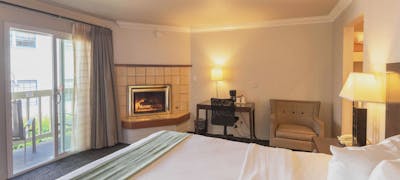 Cannery Row Inn