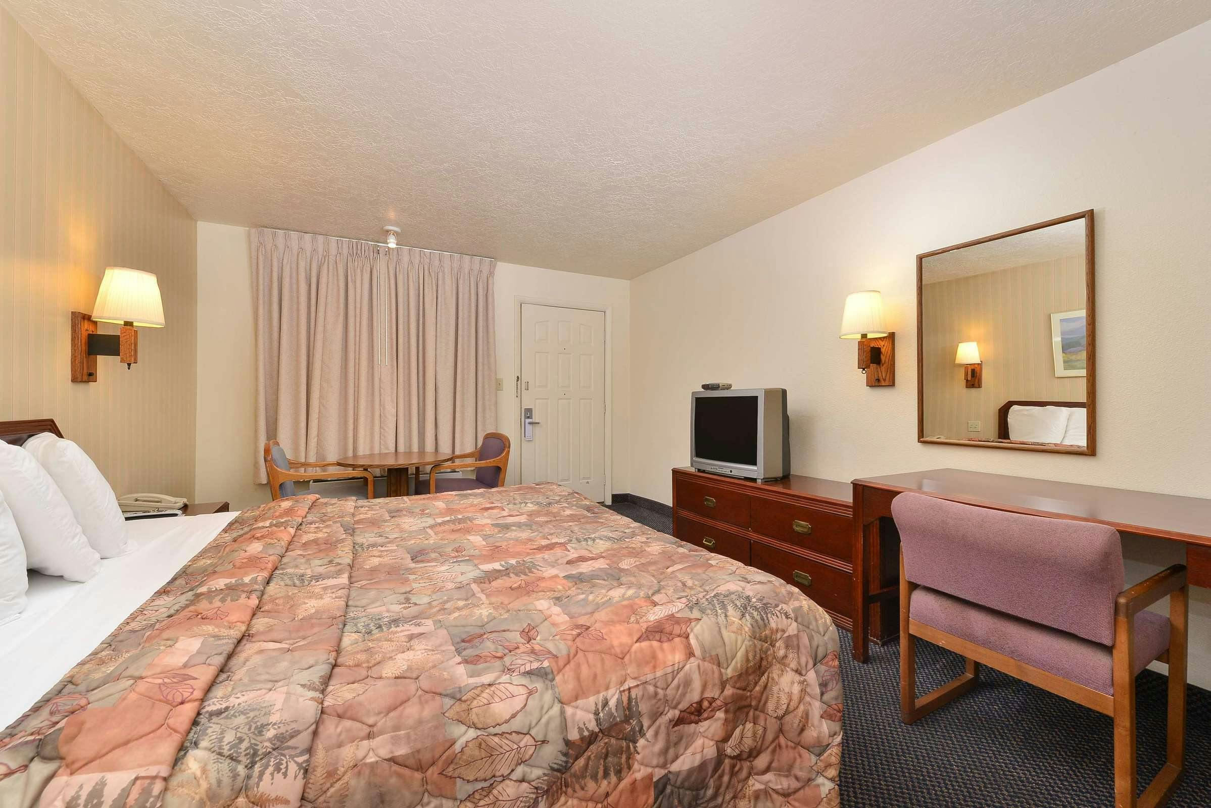 Americas Best Value Inn & Suites Ft. Collins E at I-25