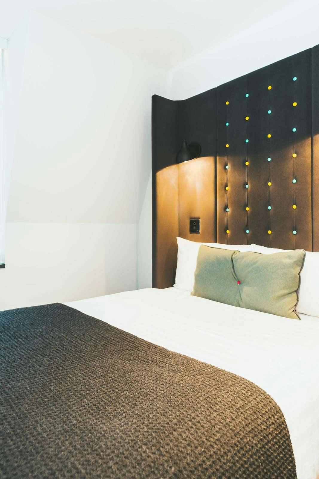 Hotel Point A Kensington photo 1