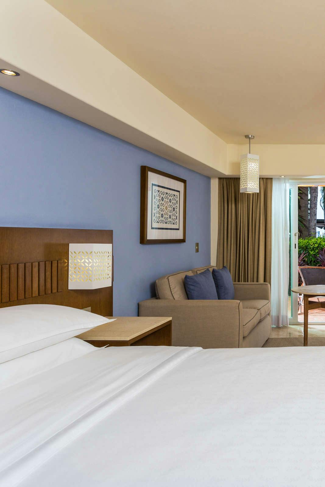 Hotel Sheraton Buganvilias Resort photo 1