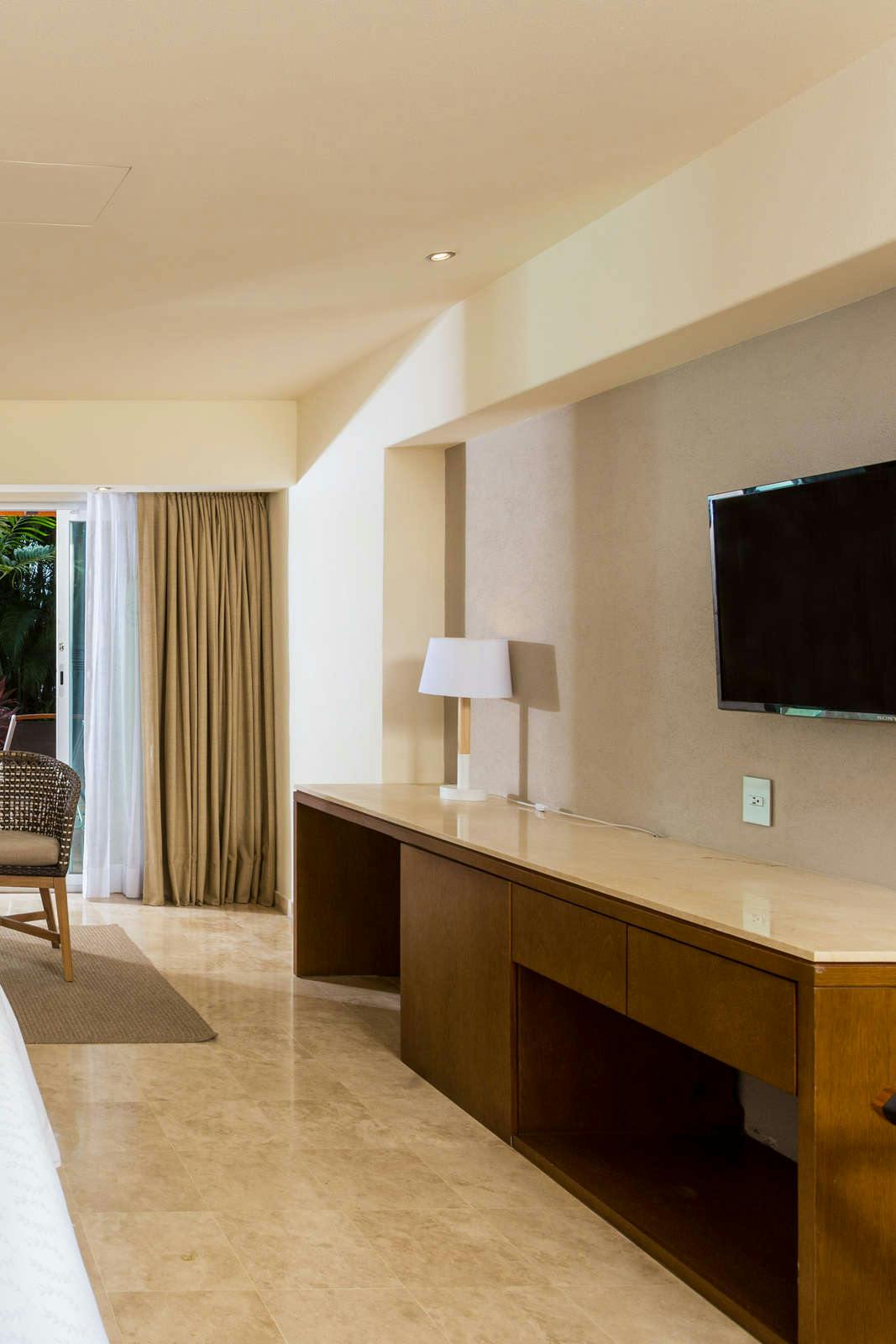 Hotel Sheraton Buganvilias Resort photo 3