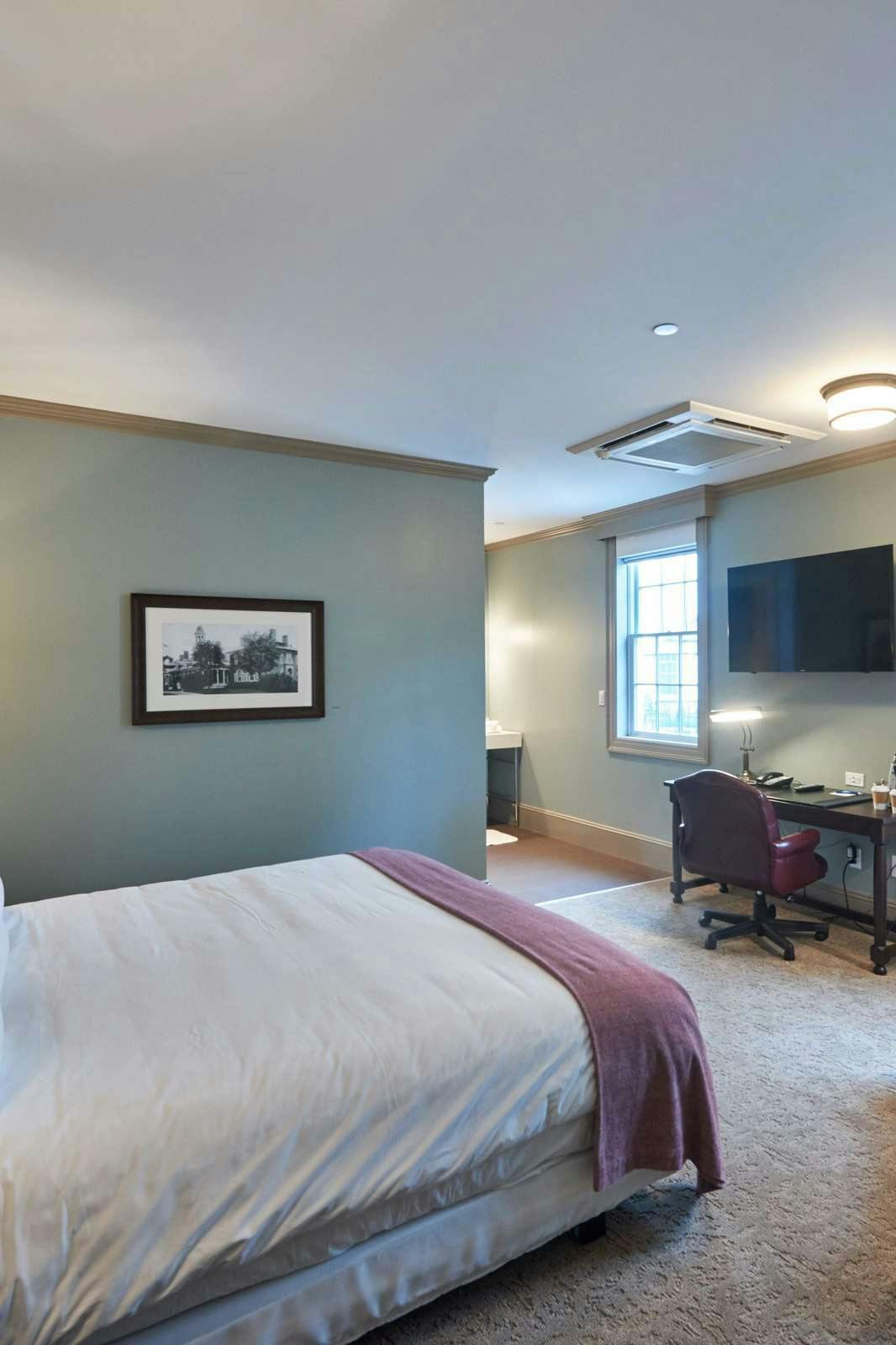 Hotel The Groton Inn photo 1