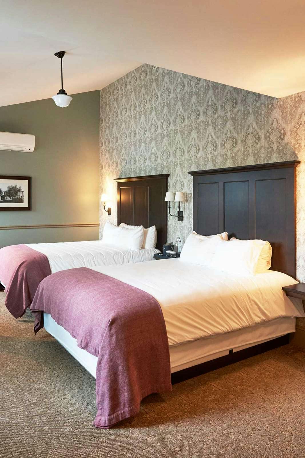 Hotel The Groton Inn photo 5