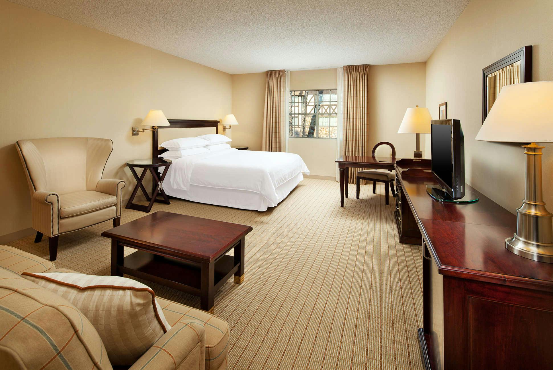 Hotel Anaheim Majestic Garden Hotel photo 3