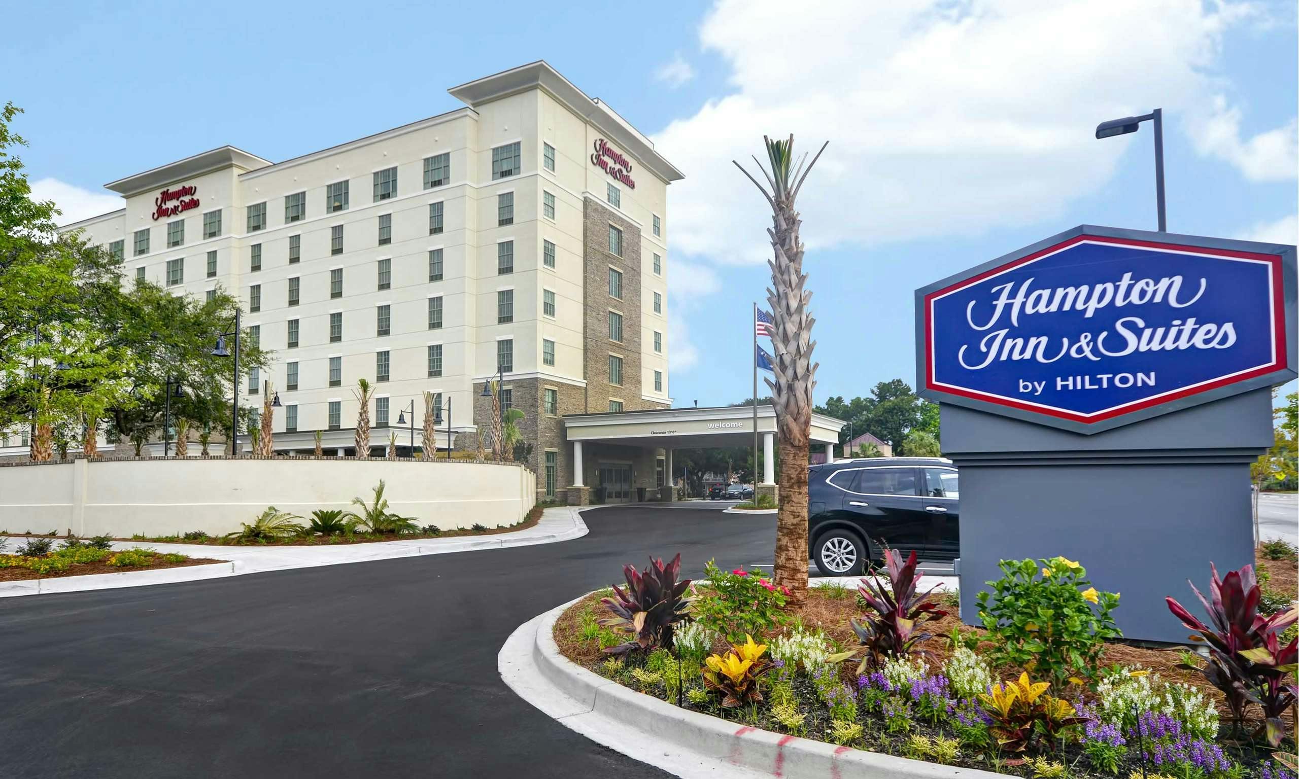 Hampton Inn & Suites Charleston Airport