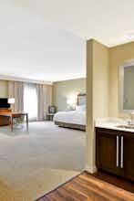 Hotel Hampton Inn & Suites Charleston Airport photo 4