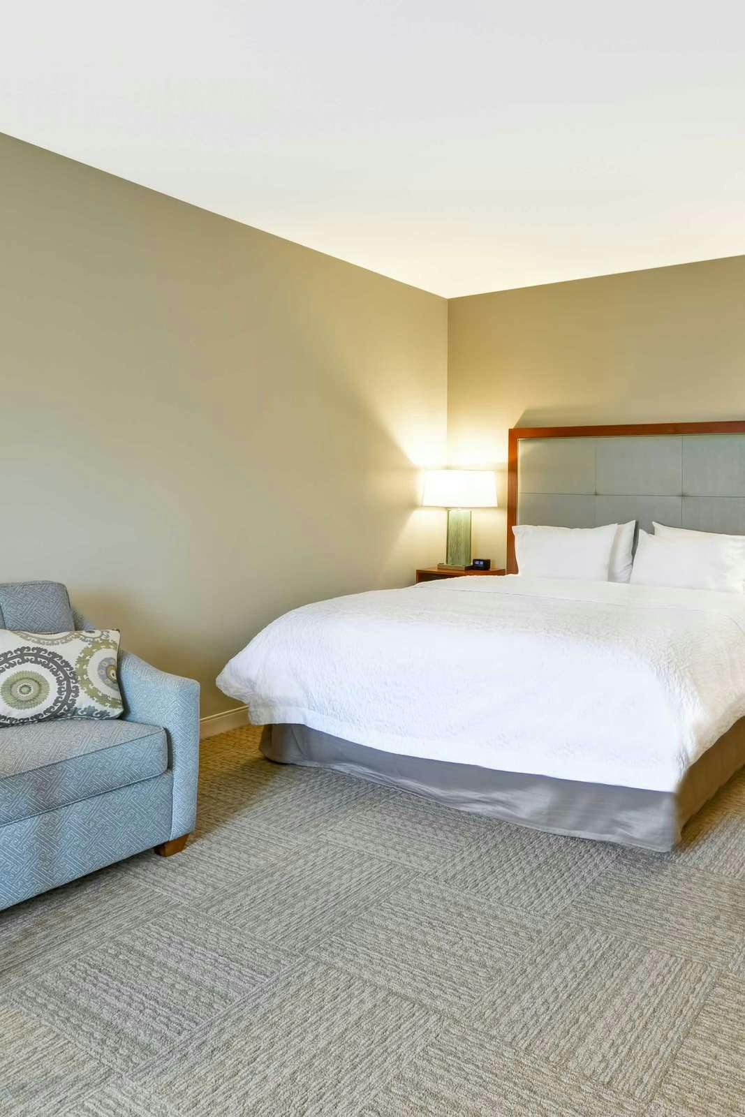 Hotel Hampton Inn & Suites Charleston Airport photo 2