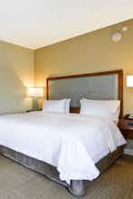 Hotel Hampton Inn & Suites Charleston Airport photo 1