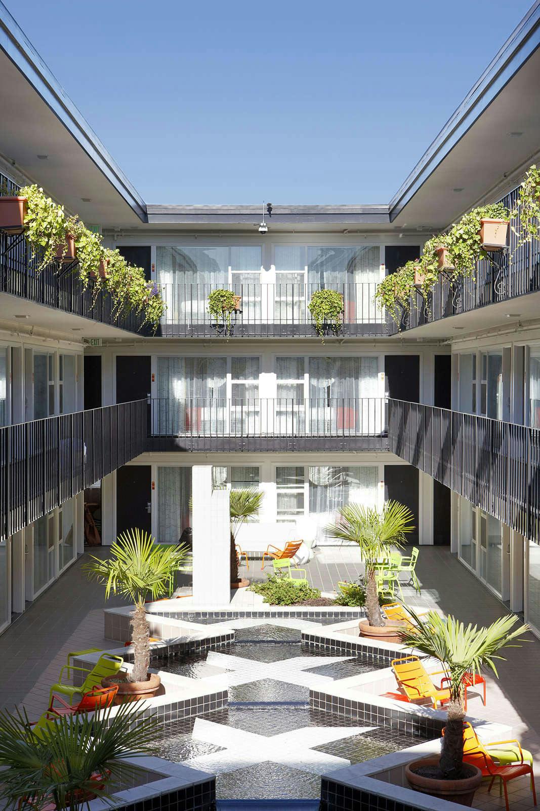 Hotel SOMA House photo 3