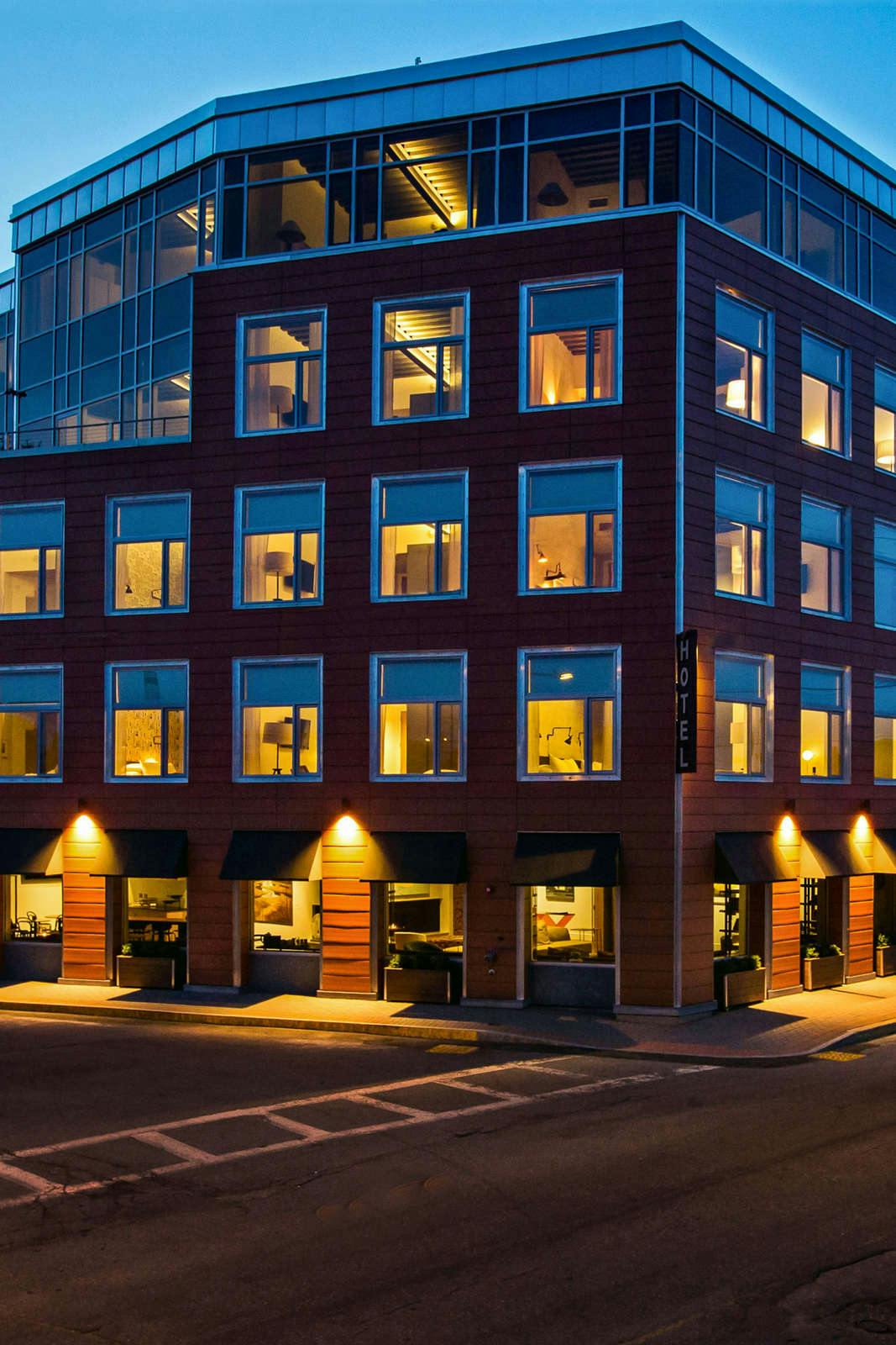 Hotel 250 Main Hotel photo 1