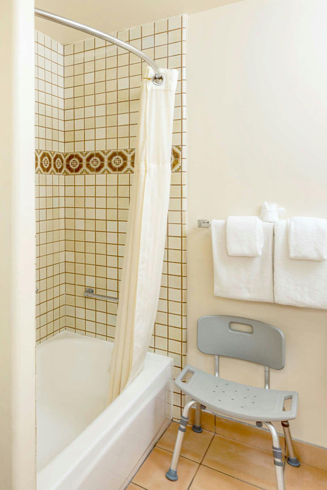 Hotel Clocktower Inn Ventura photo 2