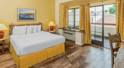 Clocktower Inn Ventura