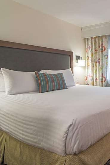 Hotel Best Western Plus University Park Inn & Suites photo 1