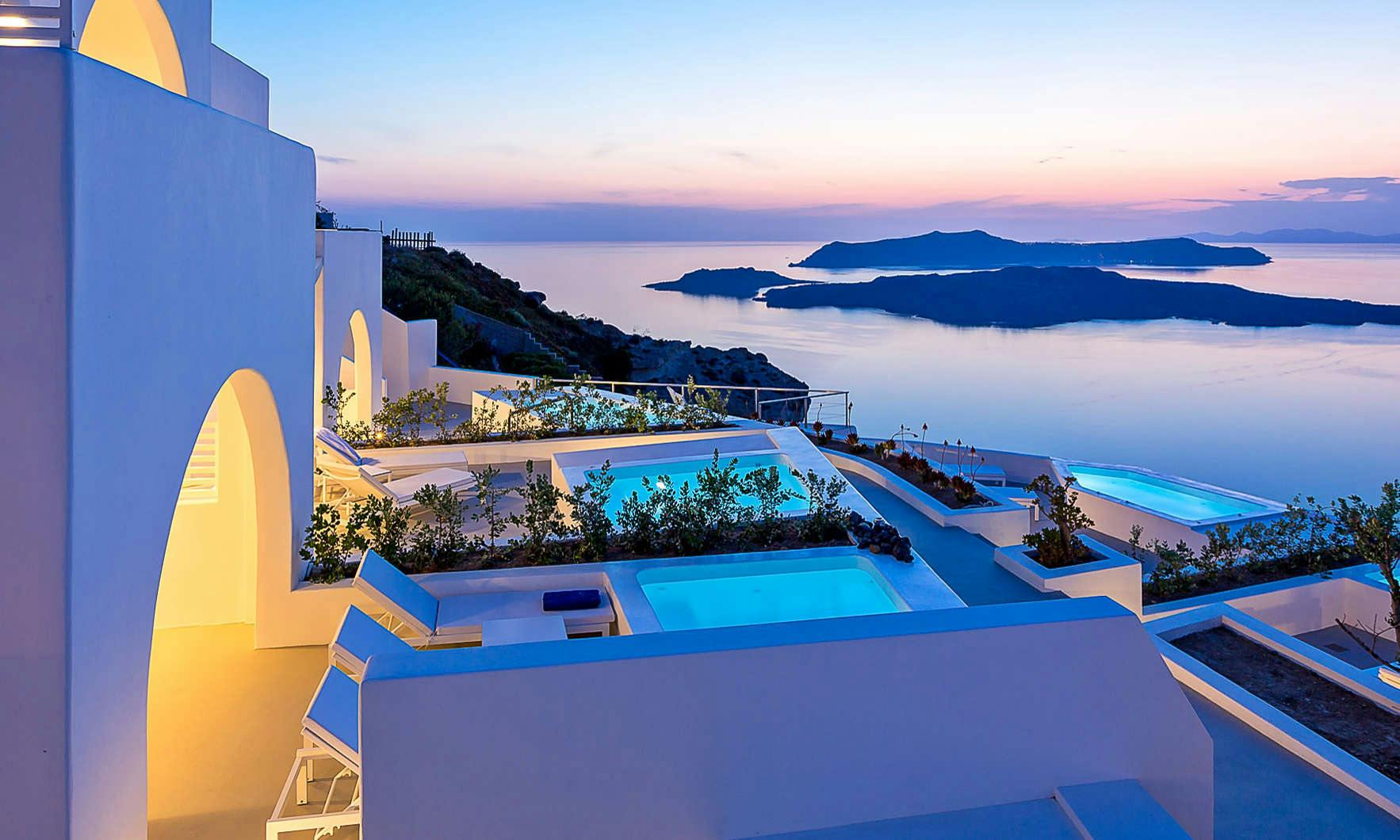 Alti Santorini Suites