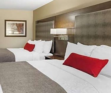 Best Western Plus Grand Castle Inn Suites Grand Rapids West