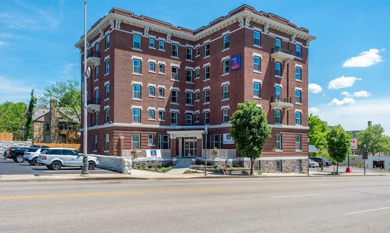 Quality Inn & Suites Downtown Kansas City