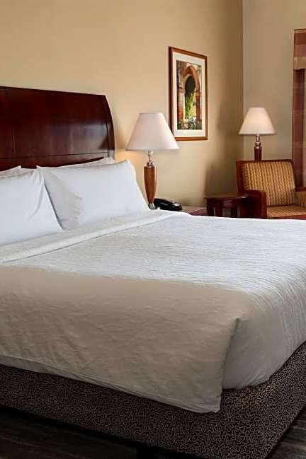 Hotel Hilton Garden Inn Riverhead photo 1