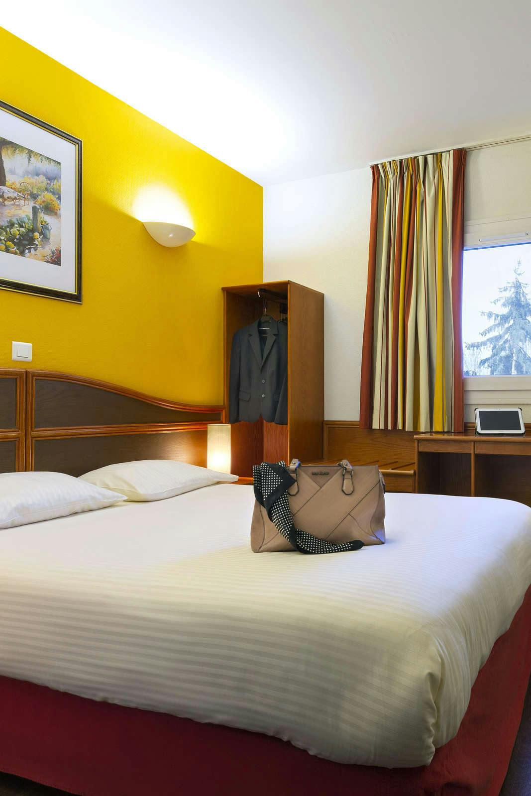 Hotel Hôtel Roi Soleil Mulhouse Sausheim photo 2