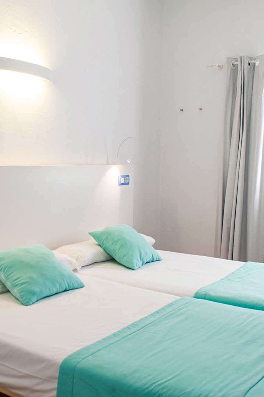Hotel Som Suret Cool Hostel - Adults Only photo 1