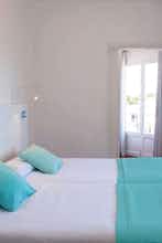 Hotel Som Suret Cool Hostel - Adults Only photo 4