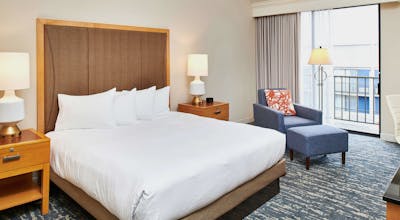 DoubleTree by Hilton Hotel Berkeley Marina